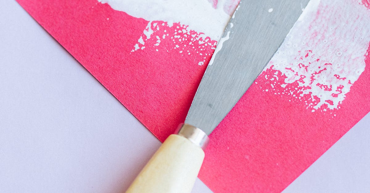 Incorporating Art and Graphics in Corporate Interiors for Brand Storytelling